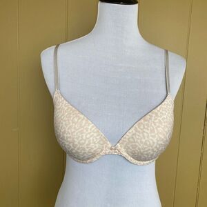 Maidenform women 34C adjustable underwire 2 back hook push up bra